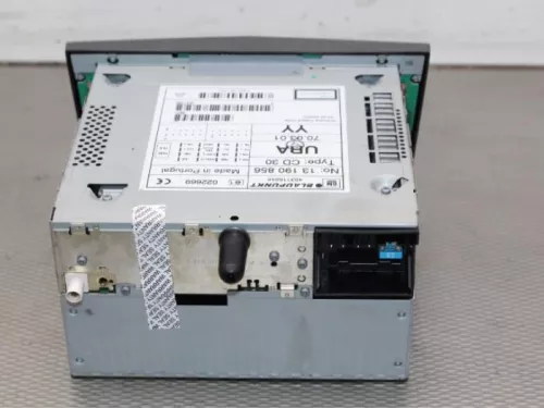 Radio CD Speler-7620367 (10875257)