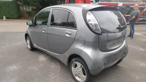Mitsubishi  Aandrijfas links-achter 12045257
