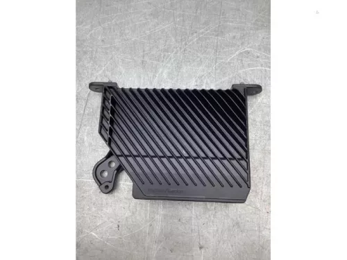 Radio versterker-8160577