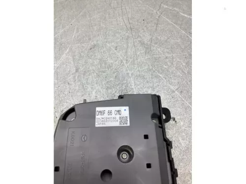 Regelunit Multi Media-8198040 (22415533)