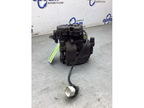 Remklauw (Tang) links-achter-8140546