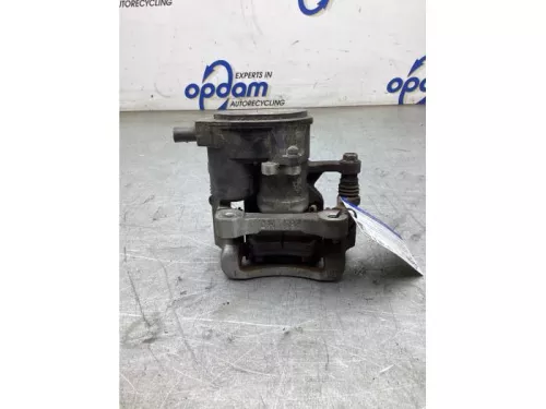 Remklauw (Tang) rechts-achter-8208882