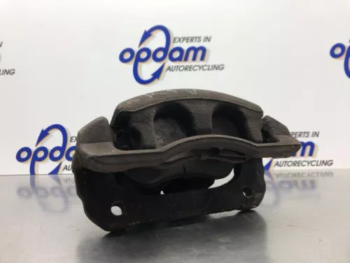 Remklauw (Tang) rechts-voor-8200752