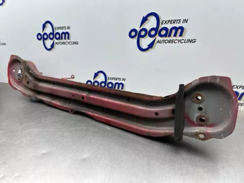 Bumperframe voor-8269441 (22672624)