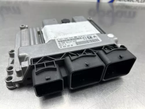 Computer Motormanagement-8305356 (22661258)