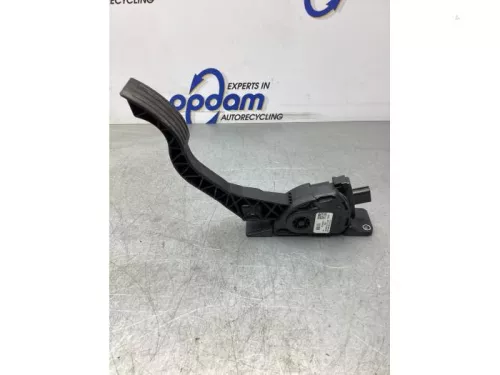 Gaspedaalpositie Sensor-7855005 (17768376)