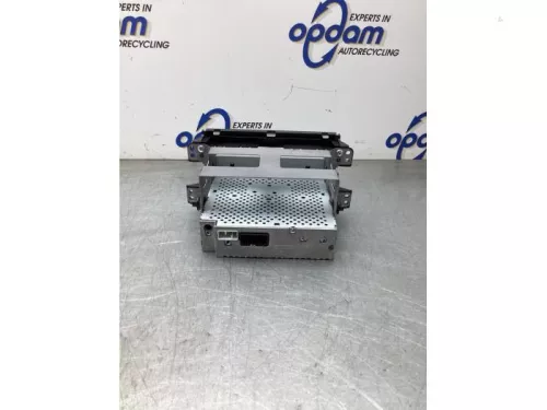 Radio CD Speler-8304616 (22672175)