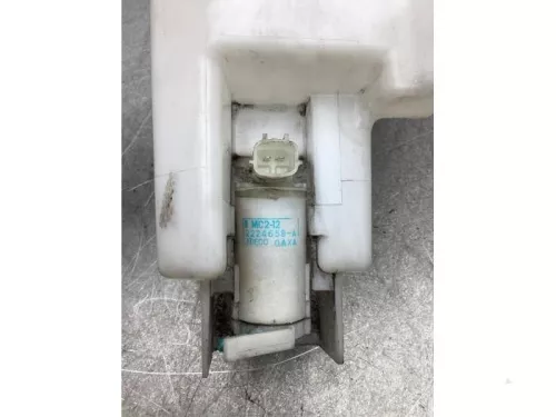 Ruitensproeiertank voor-7613490 (17658132)
