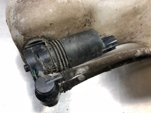 Ruitensproeiertank voor-8096140 (20605417)