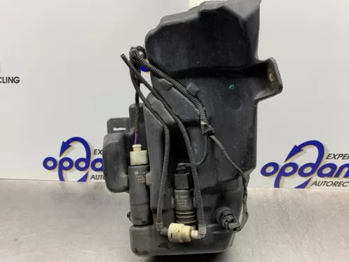 Ruitensproeiertank voor-8212466 (21386726)