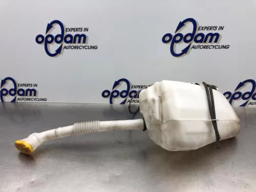 Ruitensproeiertank voor-8197146