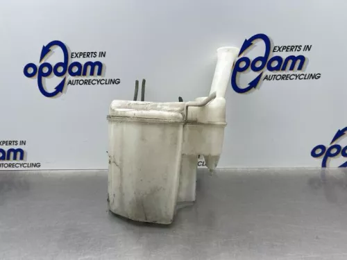 Ruitensproeiertank voor-8320915