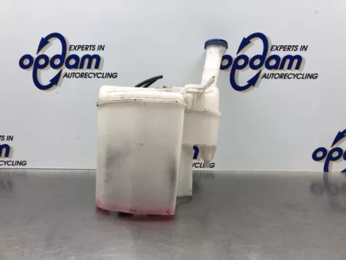 Ruitensproeiertank voor-8266051