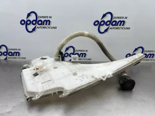 Ruitensproeiertank voor-8200924