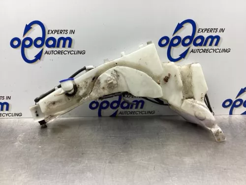 Ruitensproeiertank voor-7932789