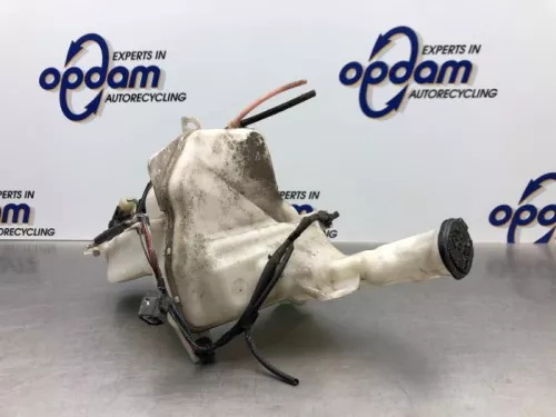 Ruitensproeiertank voor-8177417