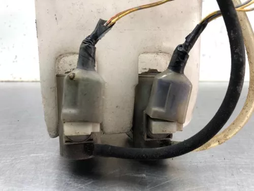 Ruitensproeiertank voor-8170769 (20455372)