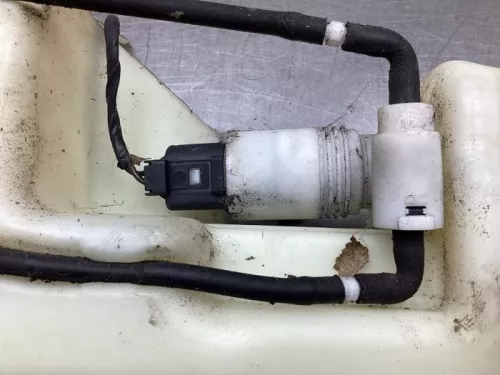 Ruitensproeiertank voor-7912572 (19498499)