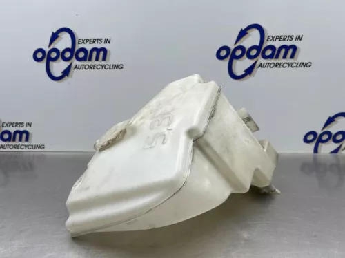 Ruitensproeiertank voor-8285252 (22351843)