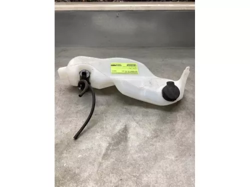 Ruitensproeiertank voor-8152617 (21103471)