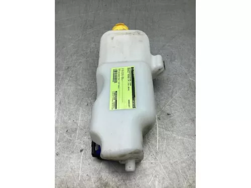 Ruitensproeiertank voor-8079124 (21084228)
