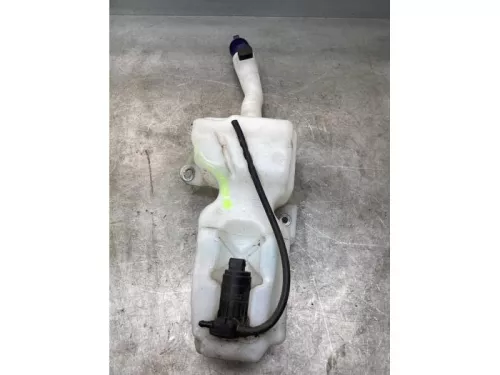 Ruitensproeiertank voor-8104560