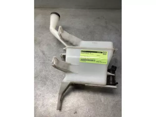 Ruitensproeiertank voor-8289212 (22161524)