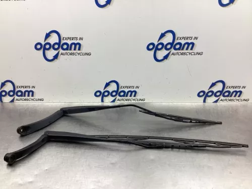 Ruitenwisserarm voor-8036963