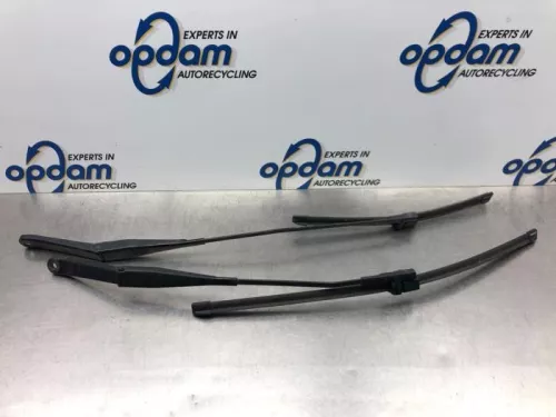 Ruitenwisserarm voor-7840626