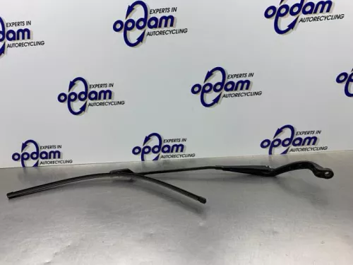Ruitenwisserarm voor-8209422