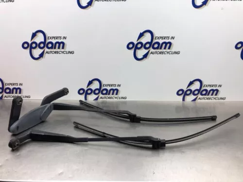 Ruitenwisserarm voor-8187136