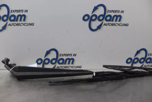 Ruitenwisserarm voor-7877152