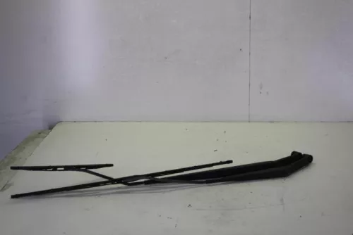 Ruitenwisserarm voor-7882389