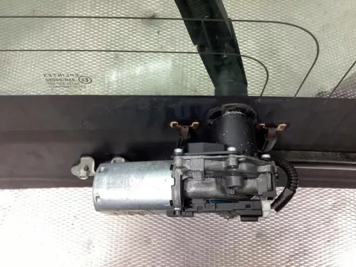 Ruitenwissermotor achter-8259125 (21766870)
