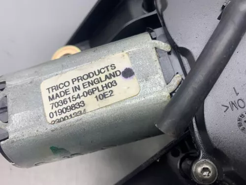 Ruitenwissermotor achter-8297811 (22398506)