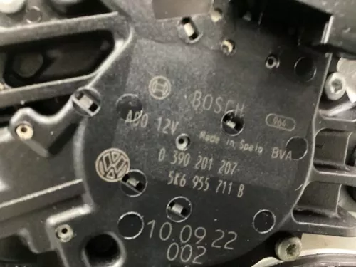 Ruitenwissermotor achter-8081486 (19340491)