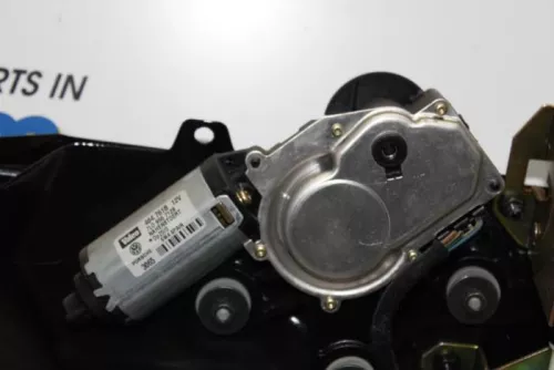 Ruitenwissermotor achter-