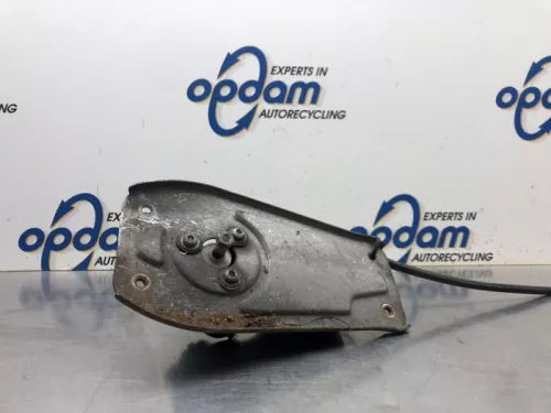 Ruitenwissermotor voor-8154941