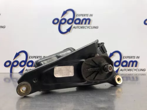 Ruitenwissermotor voor-8221039 (21104807)