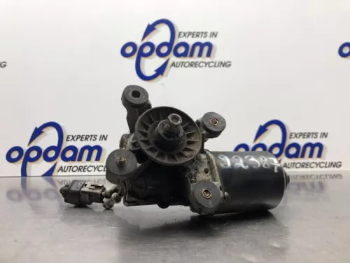 Ruitenwissermotor voor-8268353