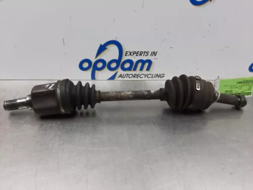 Aandrijfas links-voor Suzuki