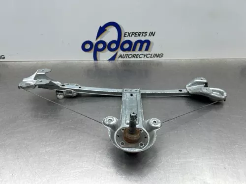 Ruitmechaniek 4Deurs rechts-achter-8317997