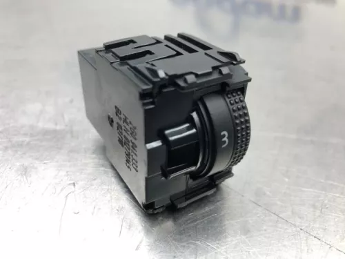 Schakelaar Koplamp Ihv-8099164 (20235320)