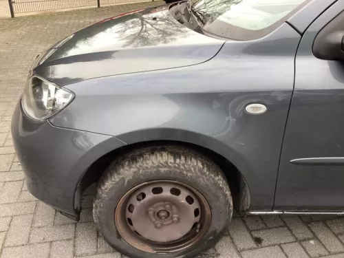 Scherm links-voor-7940652