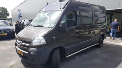 Scherm links-voor-7884191