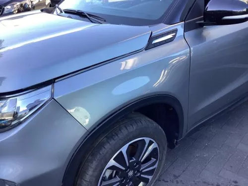 Scherm links-voor-8323535