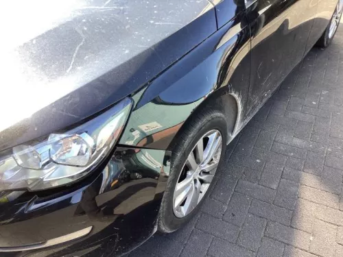 Scherm links-voor-8311974