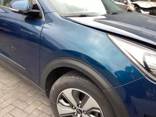Scherm rechts-voor-8285511 (22093275)