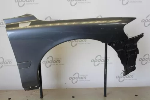 Scherm rechts-voor-7845156