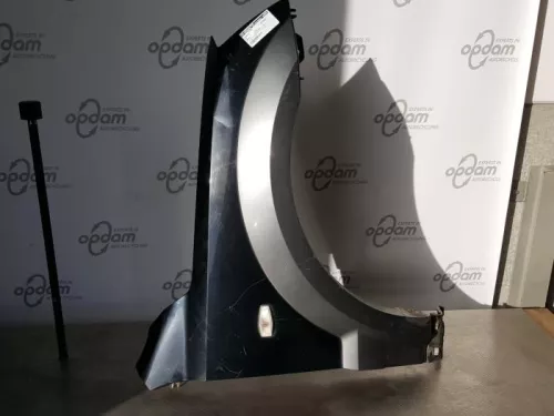 Scherm rechts-voor-7844792